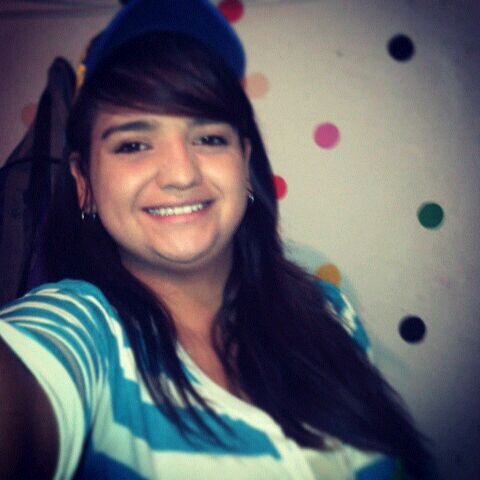 BBM 2950B783♡me gusta de un hombre los detalles que enamoran *--* ains enamorada de dios en cada momento porq es el único que no me falla cuando lo necesito♡.♡