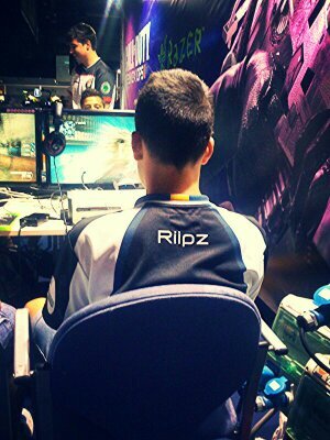 Jugador cod player desde 2012. GT:Eclipse Ripz Actualmente en el equipo de Eclipse Team