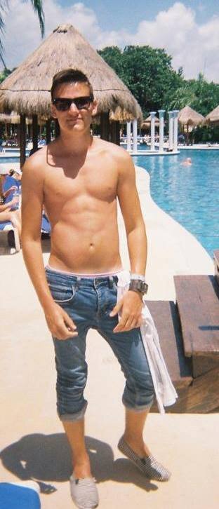 JackBeale_'s profile picture. Im Jack thats really all you need to know:') Follow me and ill Follow back :)