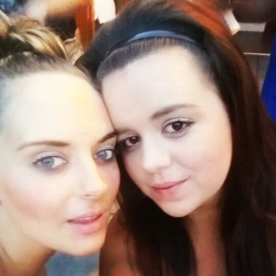 CharlsLouiseX's profile picture. Im 22 years old.. im a Law Student.. Ive got a beautiful son & daughter.. So give me a Follow & ill Follow you back ❤