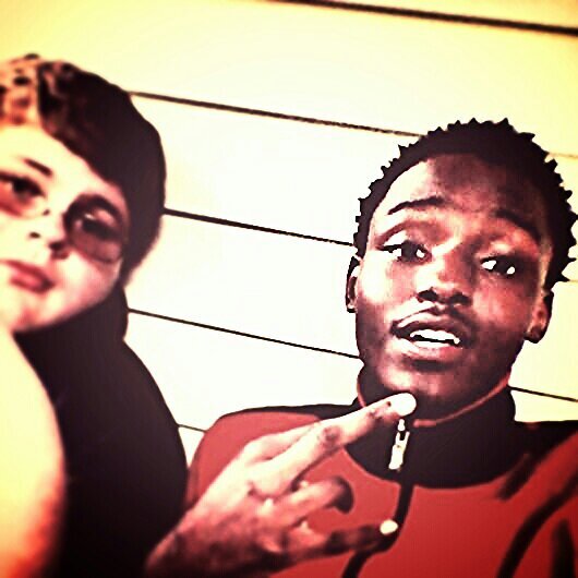 I'm a Rapper/Actor / Entertainer YoungInkredibl3 BΔBY hit my email if your looking for me younginkredibl3tonyg@gmail.com or my line 7084745890 get to know me