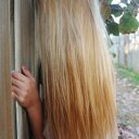 Laurel  - @Laurel1DayLeft - Twitter