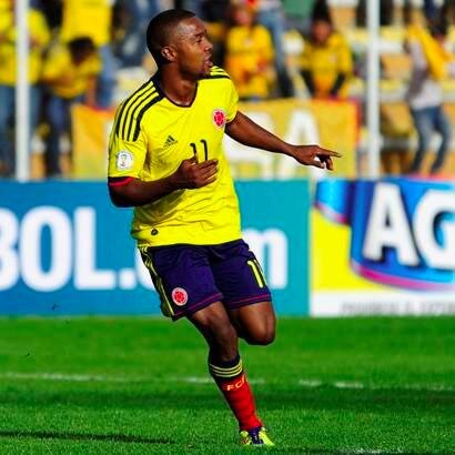 Colombiano, jugador de la selección Colombia y el Monterrey. @DorlanPabonCF