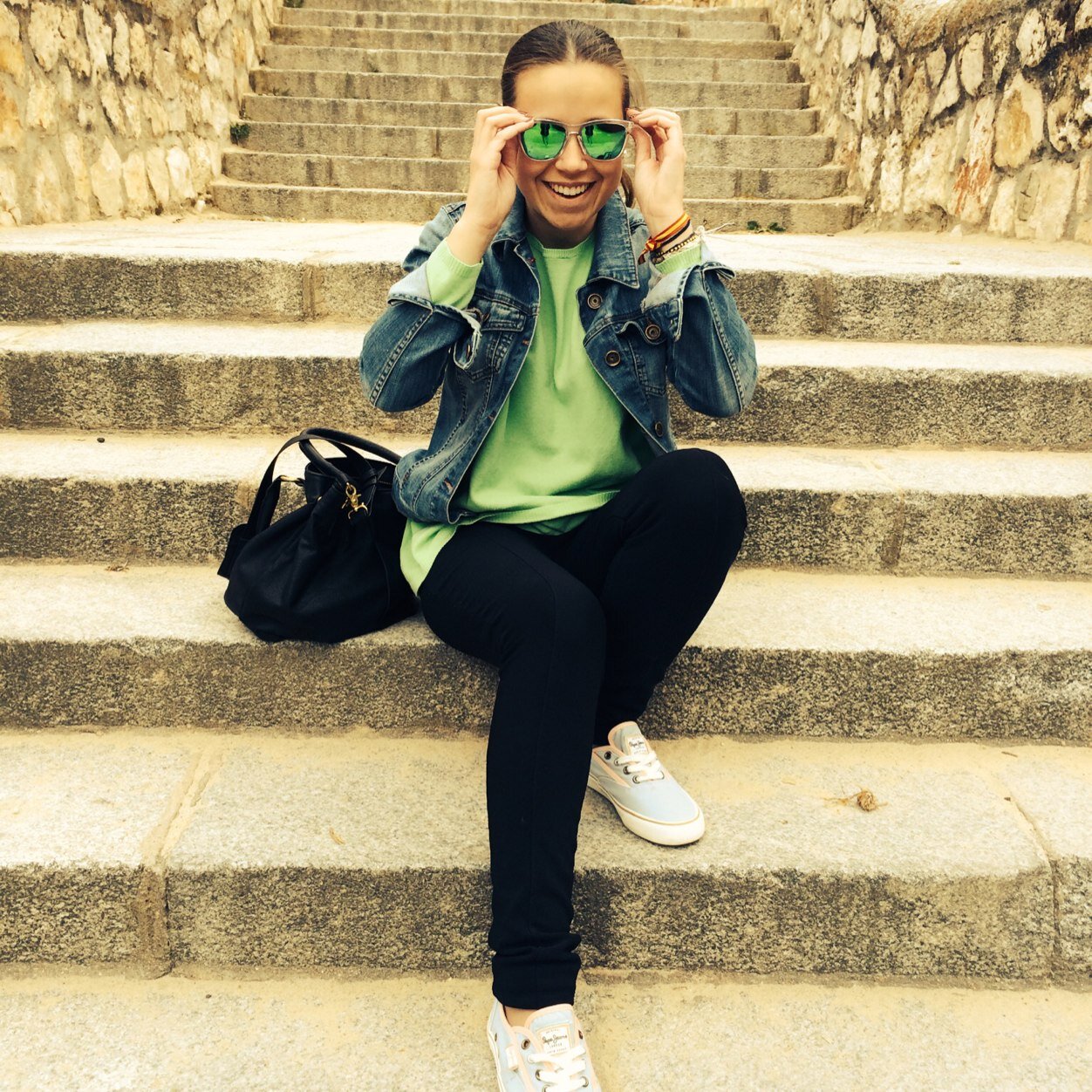 OlmedoLara_'s profile picture. 