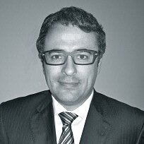 Recognised European Valuer REV. Socio fundador Oval Tasaciones. Profesor asociado UPC. Presidente AEVIU.