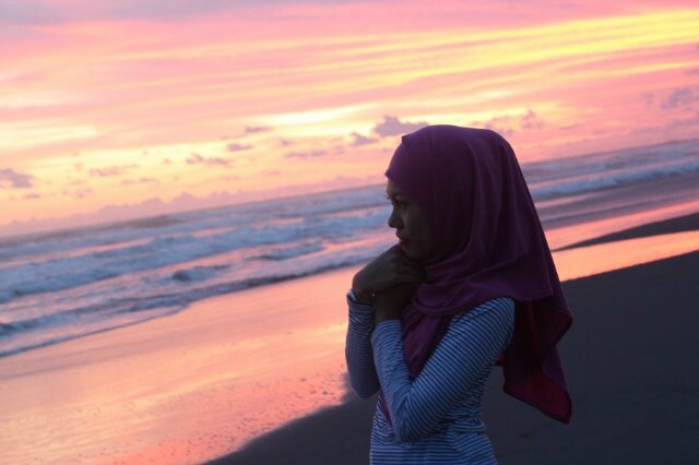 Saya hanya orang biasa2, gak terlalu pintar dan gk terlalu bodoh. #FollbackMe