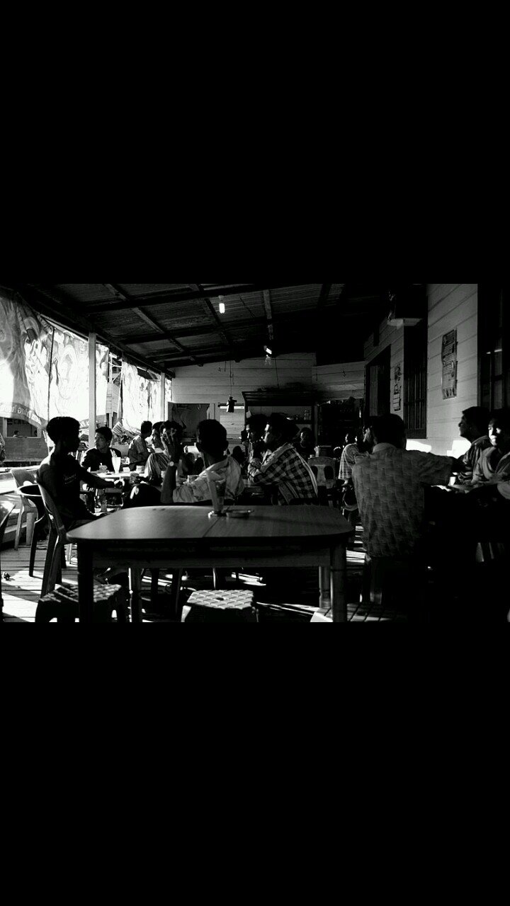 Muslim :: NU :: Petani :: Pedagang Keliling :: Jawara :: Penikmat Kopi ::