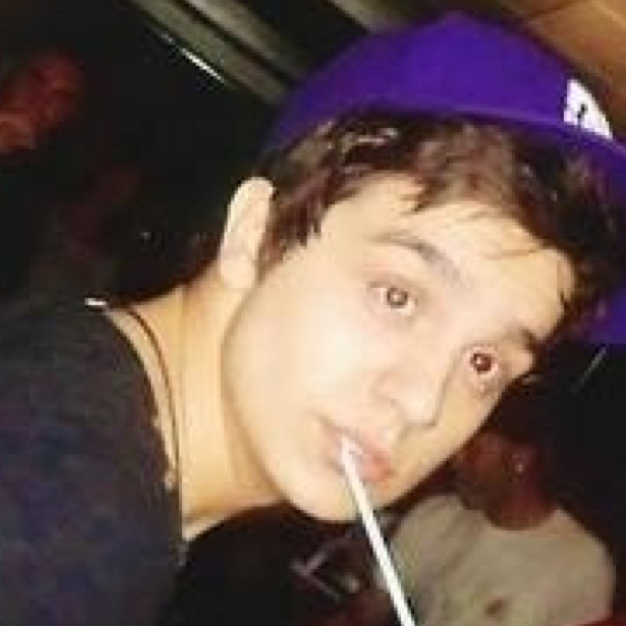 eai lindonhas fiz um grupo no wpp quem quiser entrar so mandar o numero apenas fandom luan santana bjs e xau