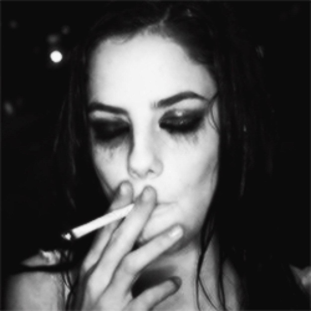 Let me die alone i dont need help.