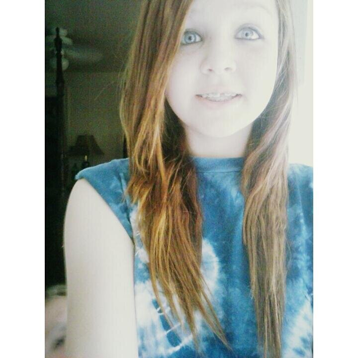 FloatingMoons69's profile picture. 04.08.14.♡