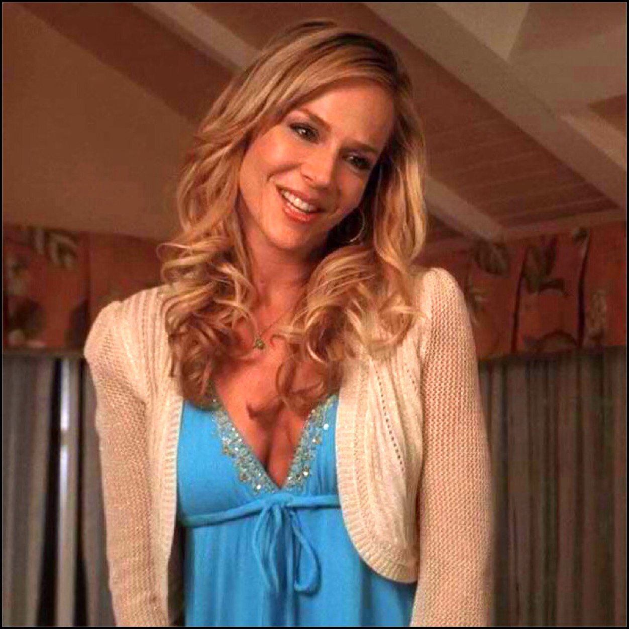 Take care of the kids at the daycare of the GSMH~ Stripper the night~ Single & Lesbian~ RP account.