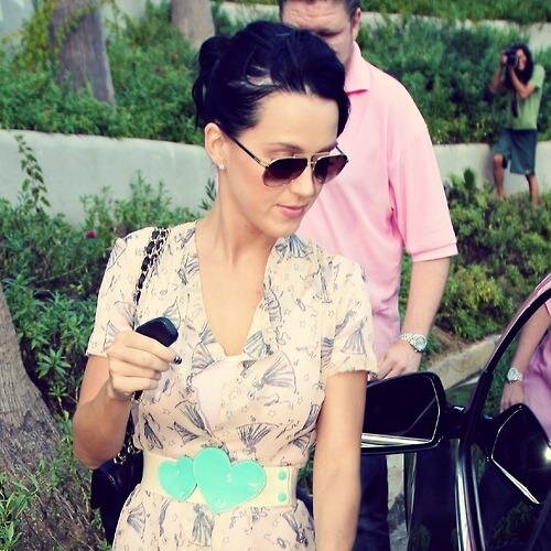 ohhhperry's profile picture. I live by my own rules.