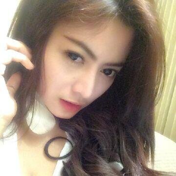 VitaliaSeshya's profile picture. 