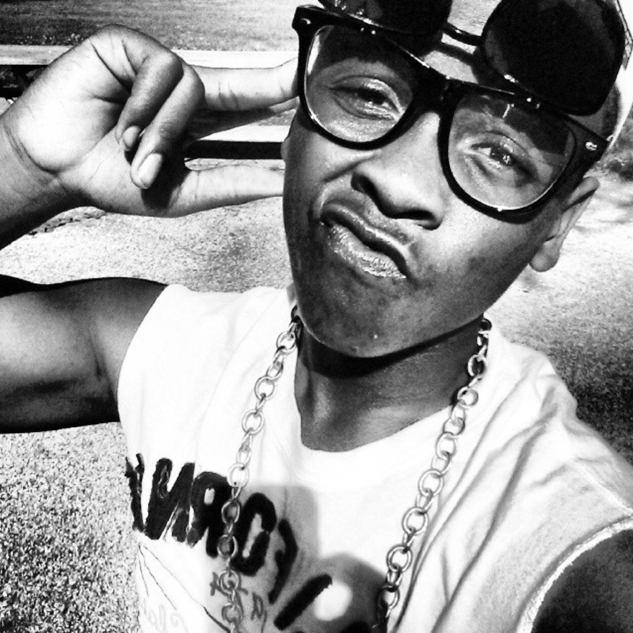 Im Cool.. Im Funny.. Im TimmyT.. SO FOLLOW ME...