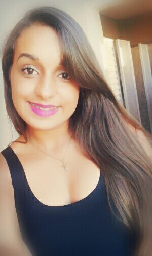 ''Moça risonha que ri e sonha'' *__*