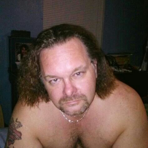 rselby71's profile picture. 