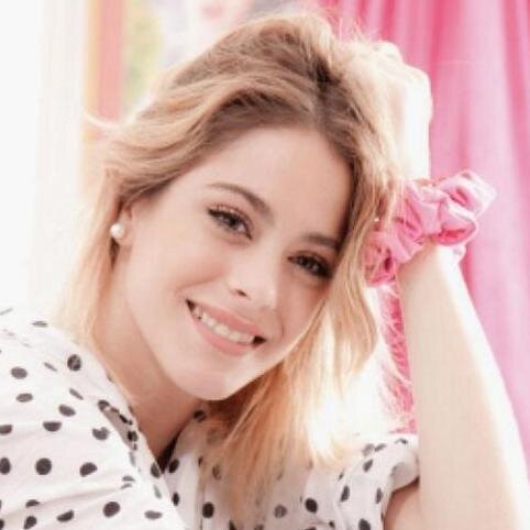 AnnaPioli1's profile picture. 