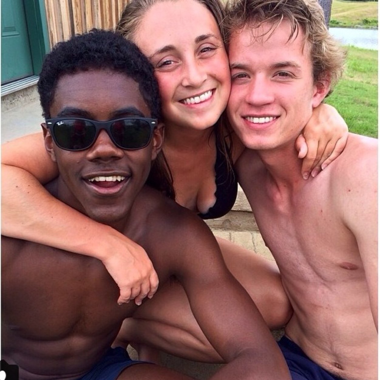 awade996's profile picture. 