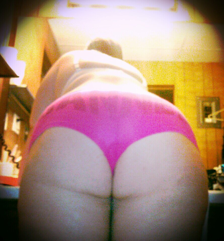 I Am Rebekah Hoover The Hottest BBW Model in the game... check f.B. @topoftheworldenttv