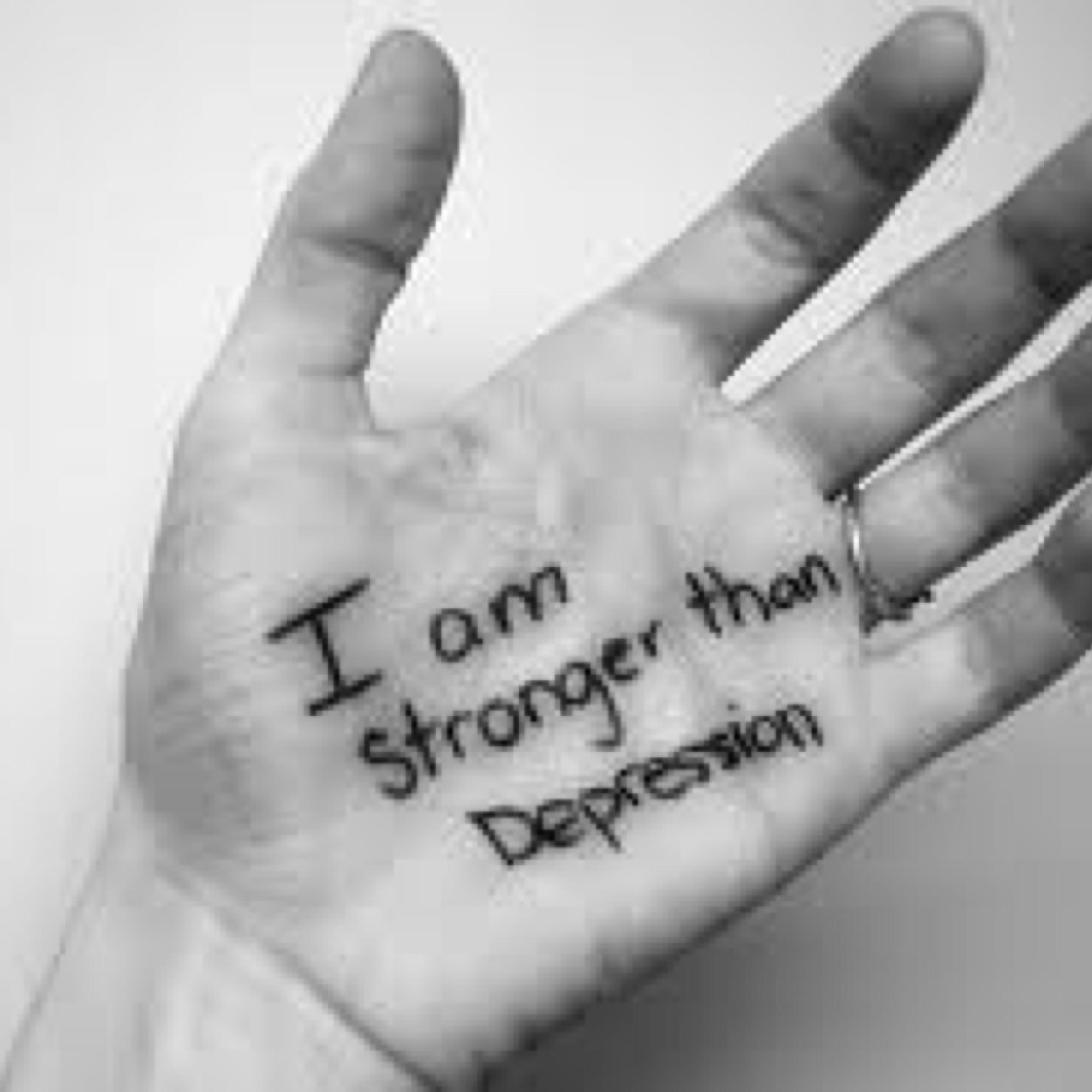 lifexsuicide's profile picture. 