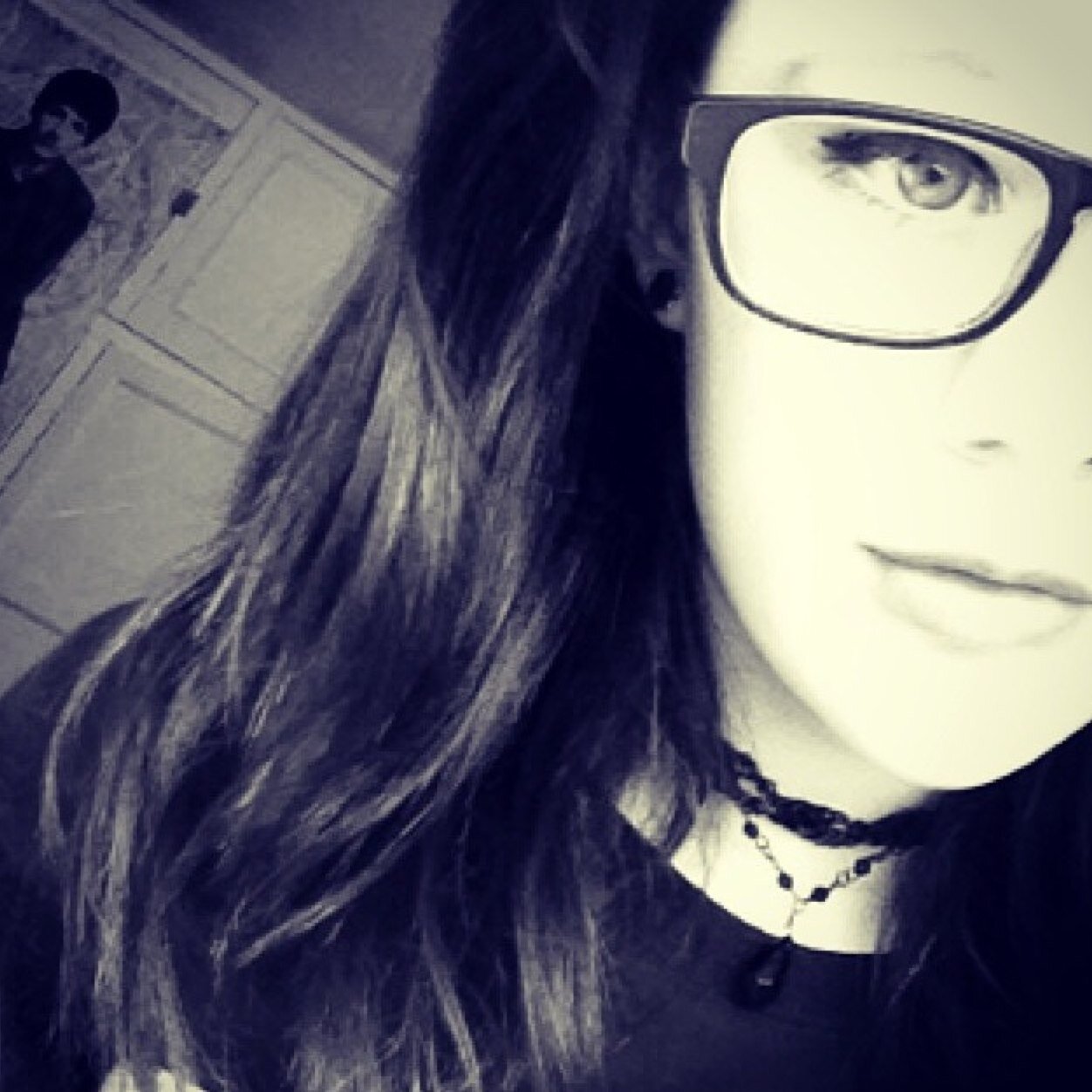 13 year old teenage girl who loves music,food,bands,xbox,and the drums✌️asking alexandria in october wooooo!