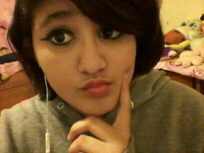 im aliyah,14 im goth, nice,I have experienced alot of things of my own and I can help you with any problem at 3yrs old I was diagnosed with seizures, bipolar,