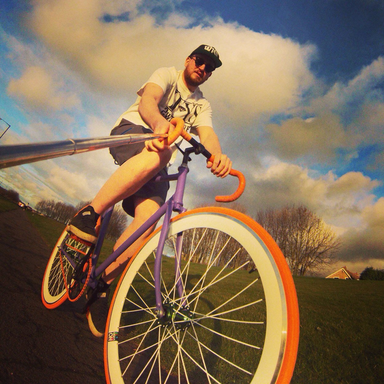 AdOsbornee's profile picture. 