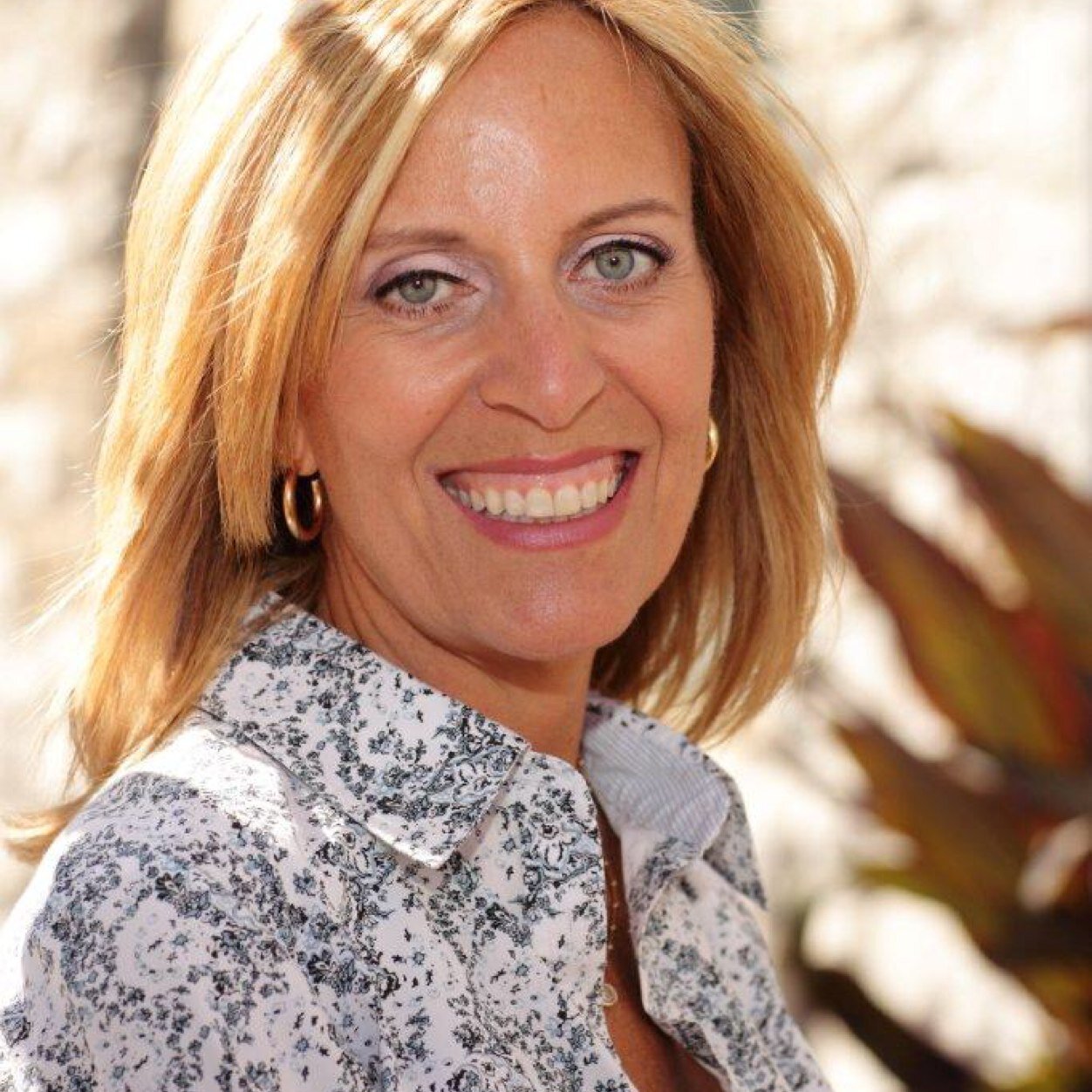 Results-driven leader focused on customer solutions and outcome excellence. VP Business Development & Solutions @CompuCom #DigitalTransformation