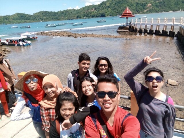 nayomivalenzia's profile picture. aku adalah aku, bukan dia dan bukan mereka