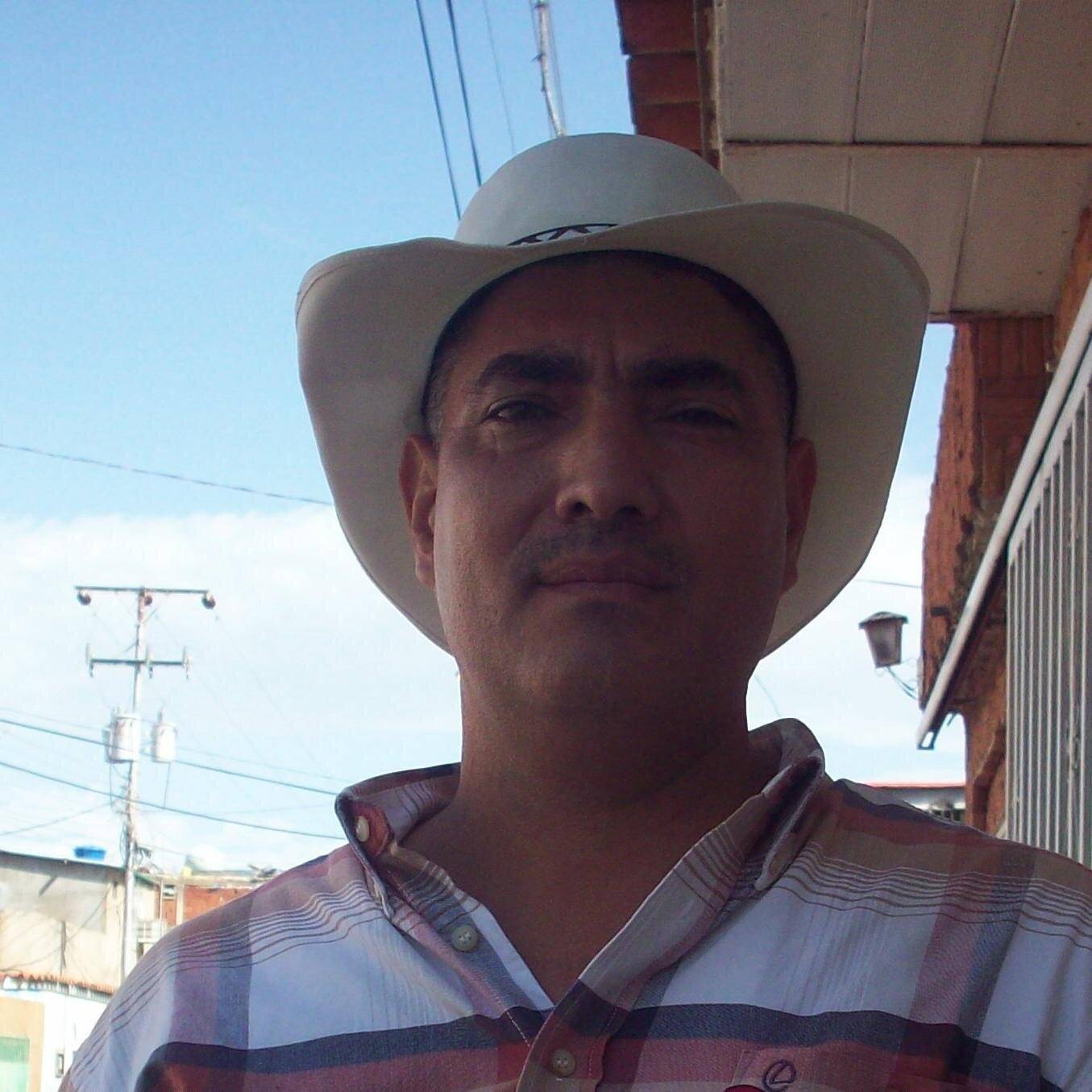 lewhuanesky69's profile picture. 