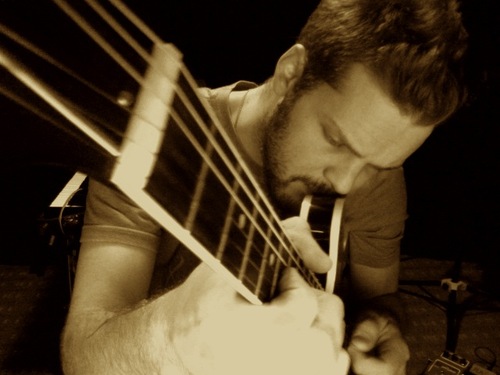 mballini's profile picture. Singer/Songwriter
Professional Musician
Guitar, Vocals, Piano, Organ