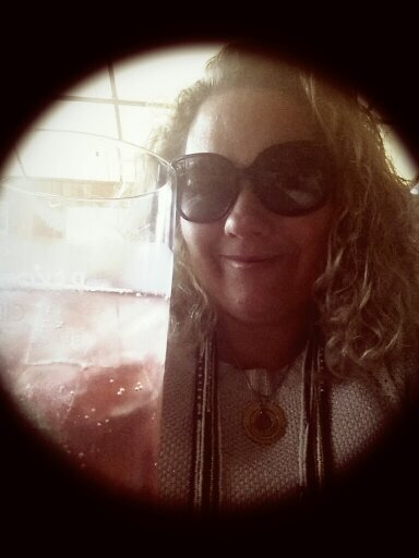 ted76f's profile picture. 