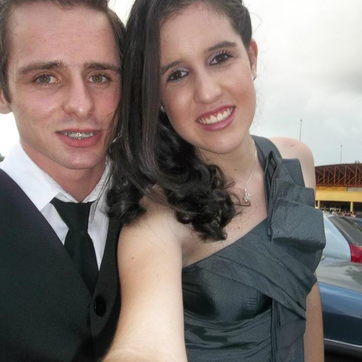 não se preocupe tanto assim com o que dizem de você, o único que te conhece como ninguém é você mesmo!