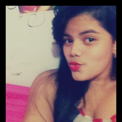 ingriid_souzaah's profile picture. 