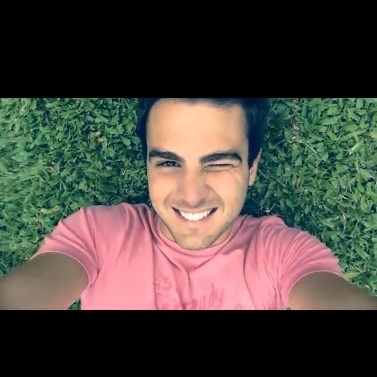 Cuenta dedicada a Ivan Zavala. Somos un club de fans oficial informandote las 24 horas.Ivan nos dio 3 RT,21 FAV ,1 MEN y Tambien nos sigue! 2 RT de Vale Baroni