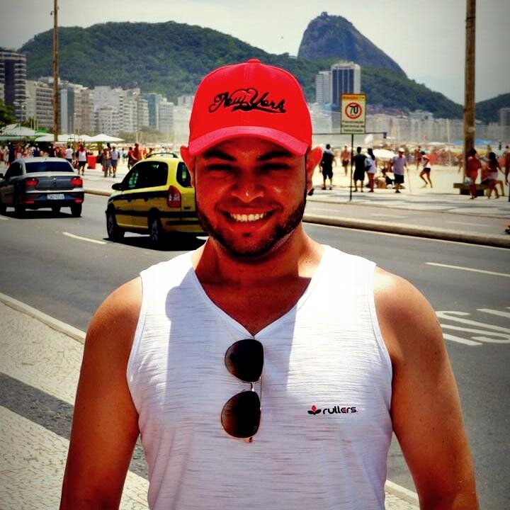 queroRTtimbeta's profile picture. Vejam aqui as safadezas Ocultas que as bichas safadas fazer quando sozinhas!!!