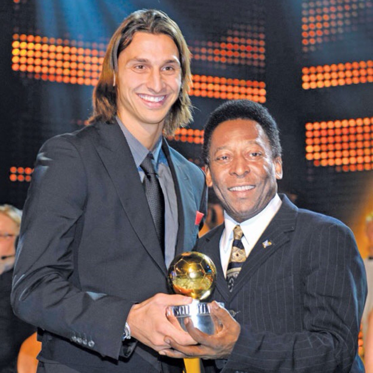 IDareToZlatan's profile picture. Footballer for Sweden and Paris Saint Germain. Nike Athlete.