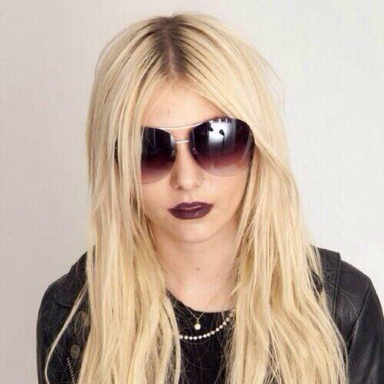 zombietmomsen's profile picture. Zombie ❤️
