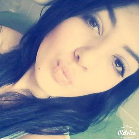 1meninafolfa's profile picture. Por mais longa que seja a caminhada, o mais importante é dar o primeiro passo. ¢: