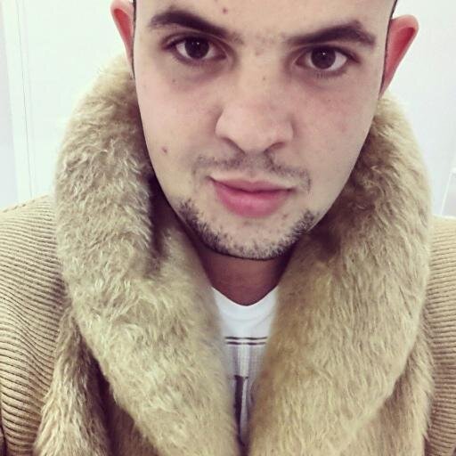 I'm a little monster ♥ I love Lady Gaga ♥  I love boys ♥       INSTAGRAM: lilomagalhaes