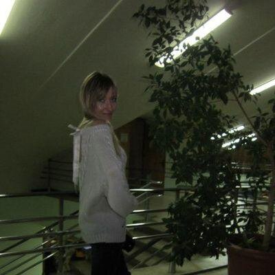 Здравствуйте все. Мне нравится обмениваться мыслями. Стараюсь жить естественно. Как человек я общительная. Родилась в прекрасном городе.