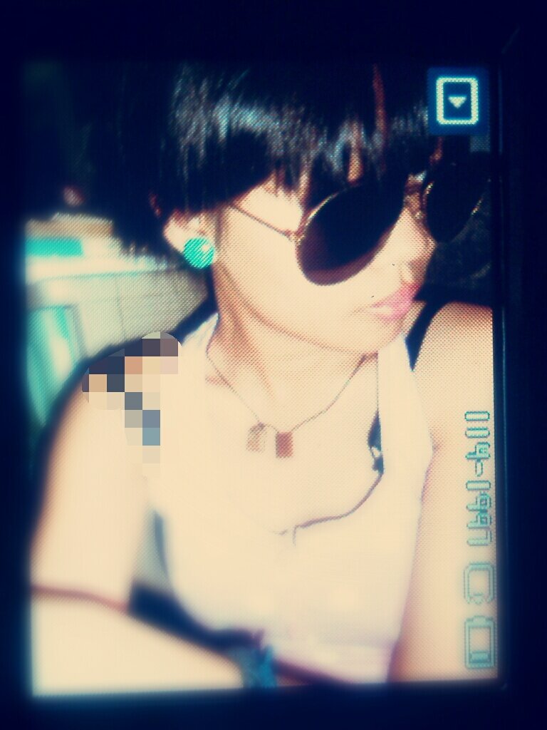 simple :) ♥☺ , moody ♥ , malakas ♥ kumain , sweet ♥♥