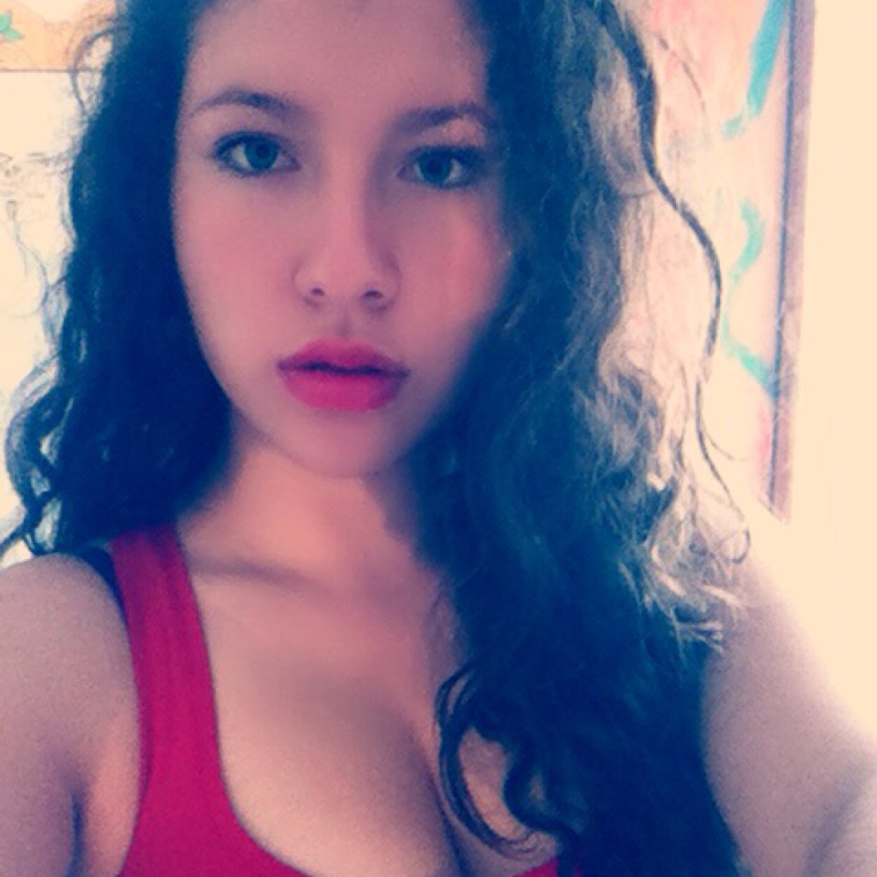 La dicha de la vida es tener siempre algo que hacer, alguien a quien amar y alguna cosa que esperar. solo siganme soy guapa y pkm fin ;)