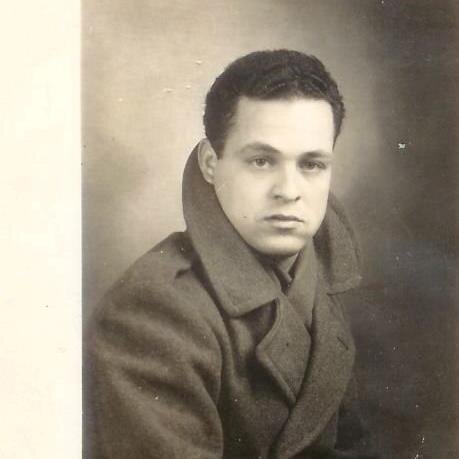 Willloseit's profile picture. Enjoying life, proud of Mr. Obama (he is not perfect, are you?), semi-retired, feeding turtles in the pond and looking forward to where the future takes us.