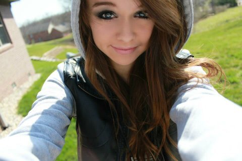 HarmanyRhee's profile picture. Harmany,14 taken by @grimescarl1 i love him.   my beautiful mom @_maggiegreene6 my dad @glennrhee27 love them all