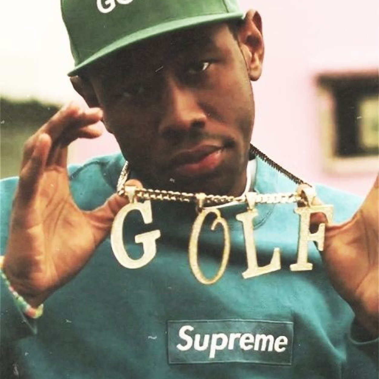 jojo_hello's profile picture. follow me and ill follow back....you're welcome.