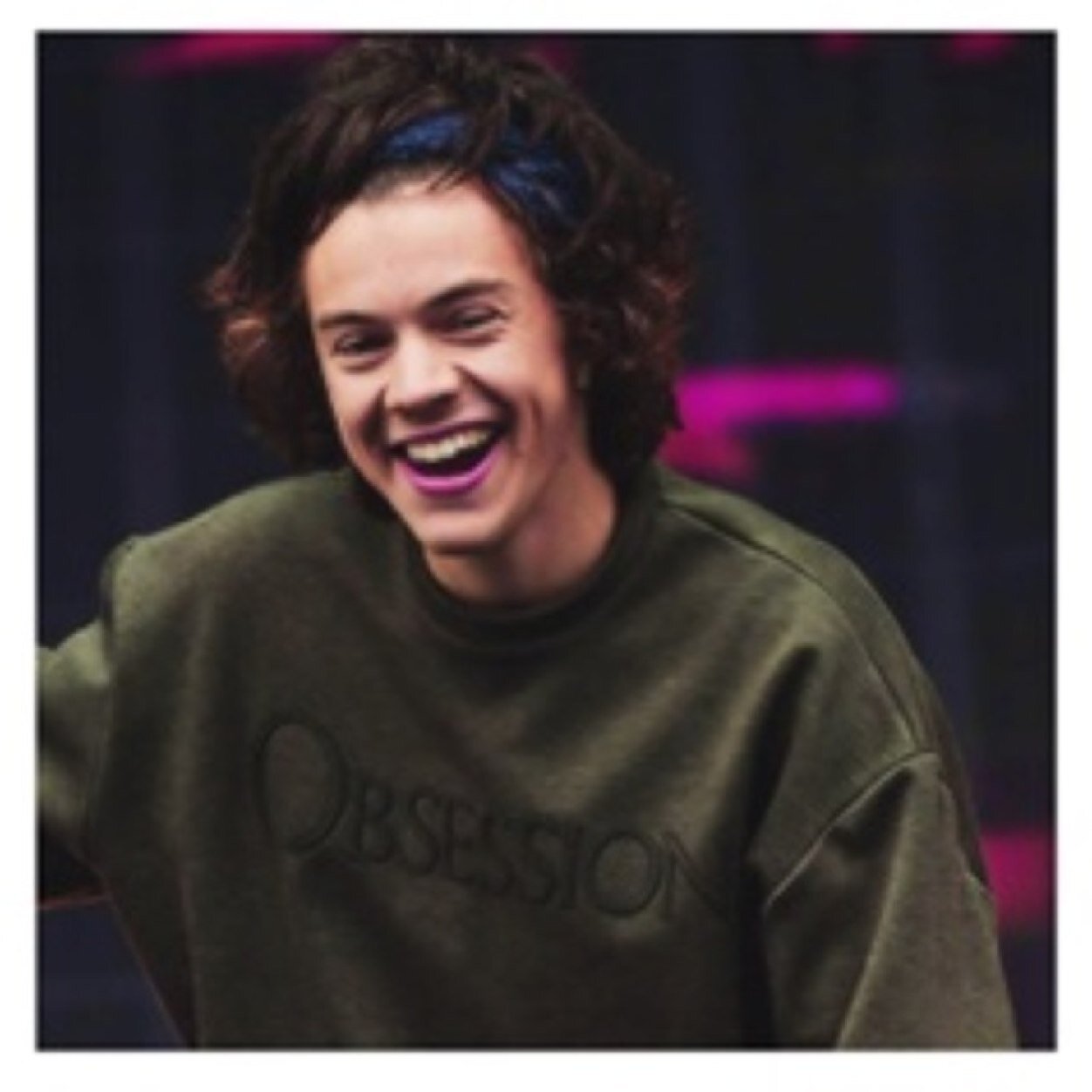 follow @dimplesharryy bc she just gave you a free follow