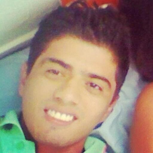 Ingeniero Ambiental en formación, Samario y amante de los deportes.