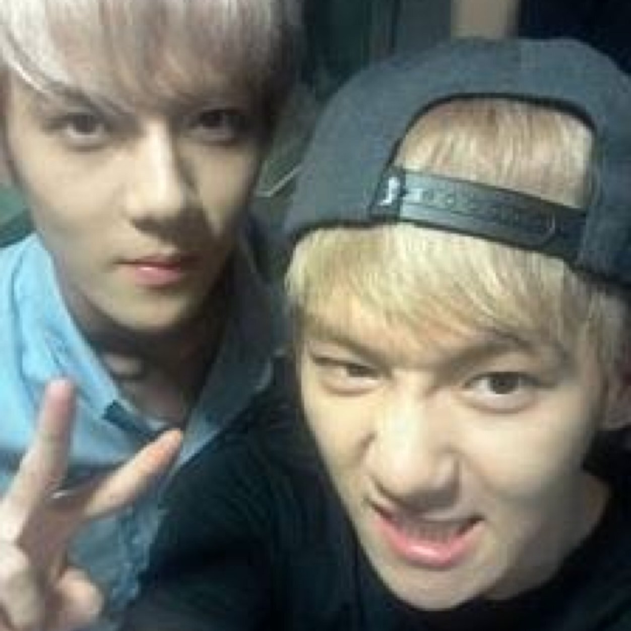 Saw Exo in march 29!!!!!!!!! Please hekp me get followers