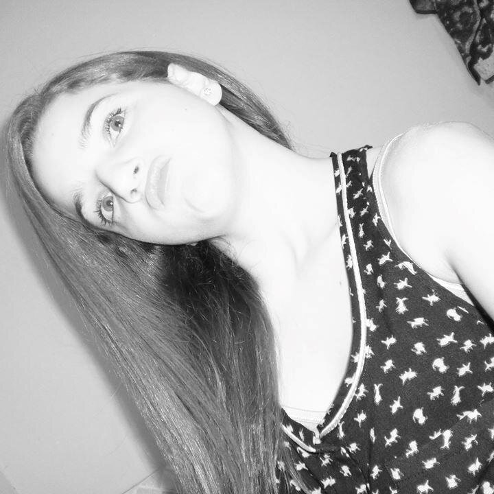 MacarenaPonisio's profile picture. BB: 2A5D3AA8